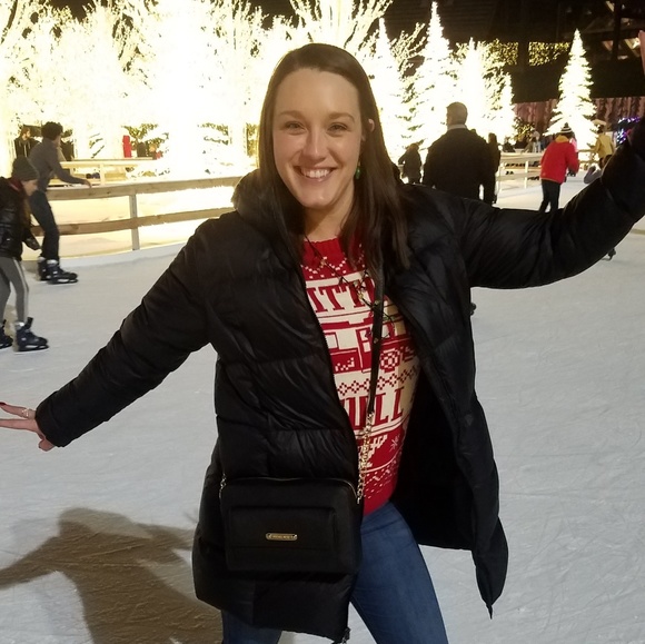 Meet your Posher, Kerri - Picture 1 of 1